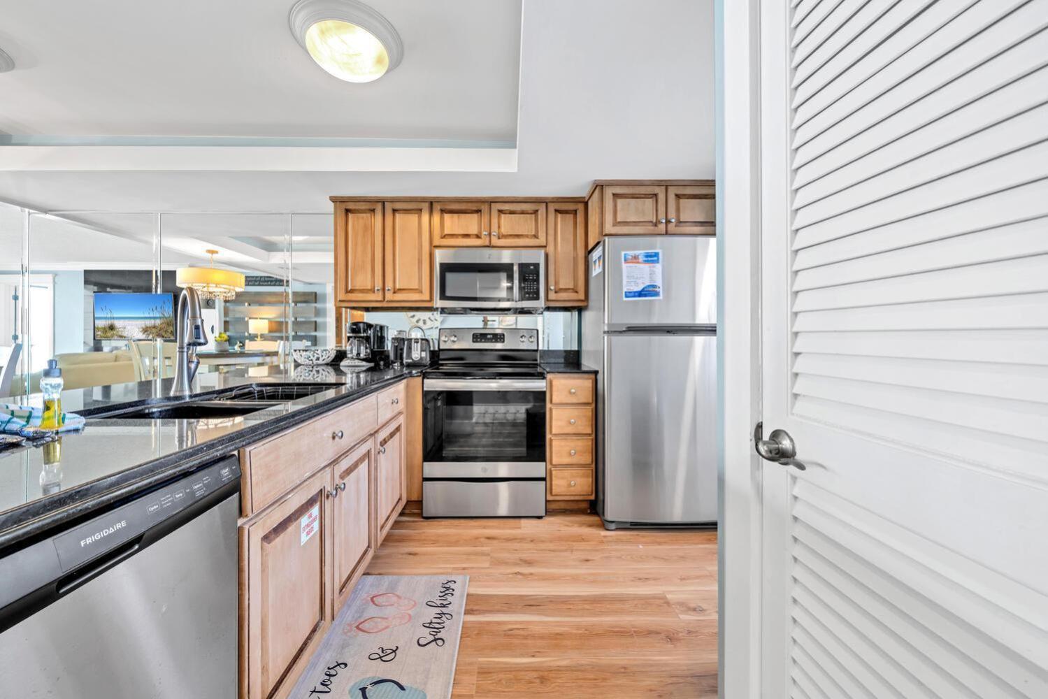 Edgewater Tower 2-404 Villa Panama City Beach Bagian luar foto